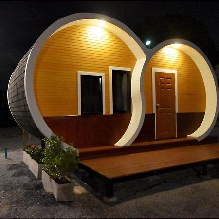 Tiny Hut Resort Μπανγκόκ Εξωτερικό φωτογραφία