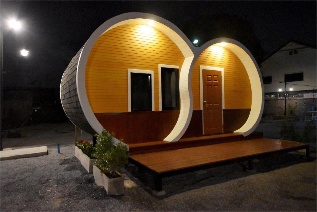 Tiny Hut Resort Μπανγκόκ Εξωτερικό φωτογραφία